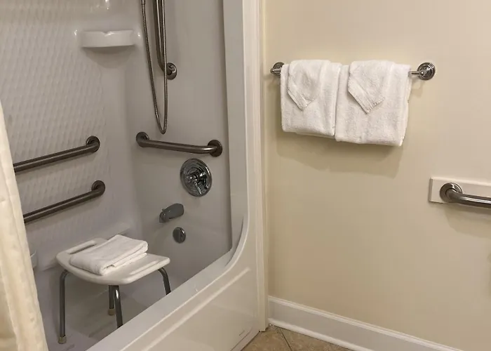 Mccollough Institute Homestay